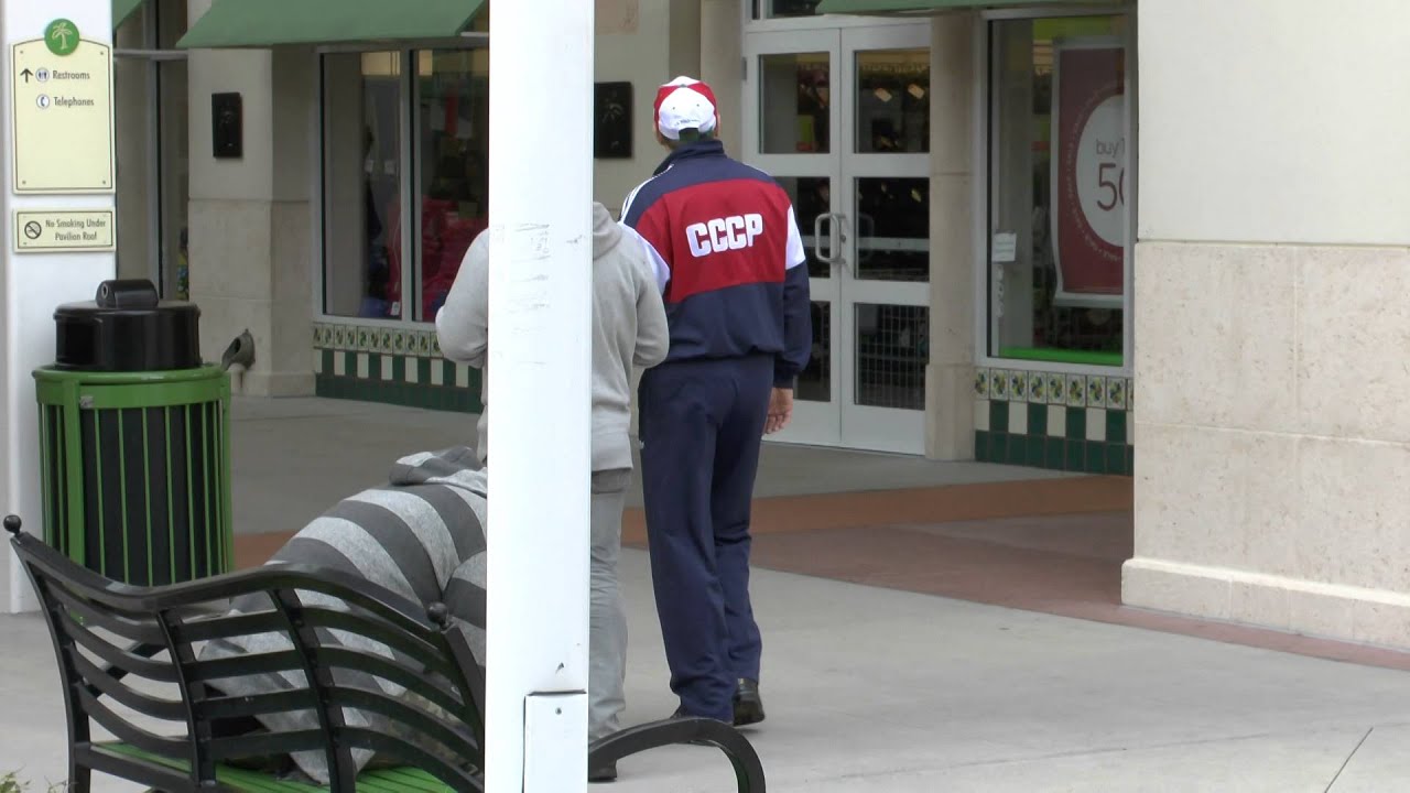 Orlando Premium Outlet Russian customers