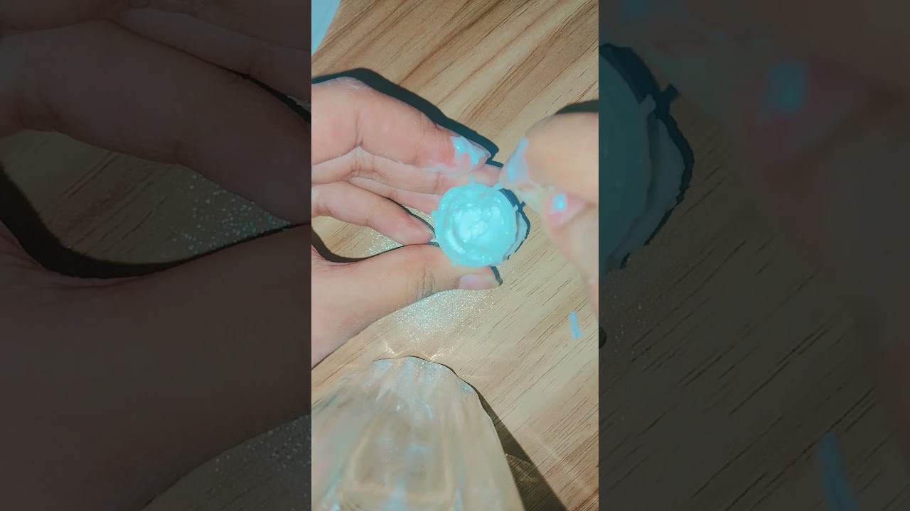 Slime recipe. Only three ingredients 😯 