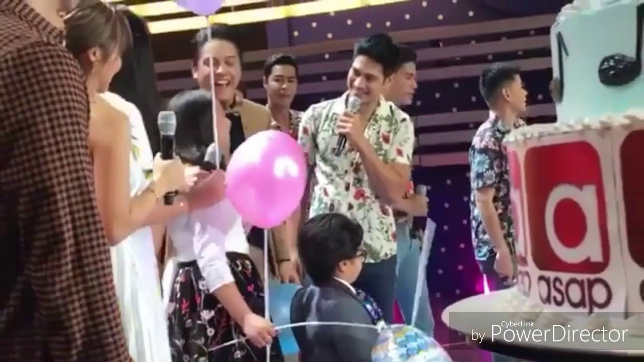 Daniel' siblings super sweet kay Kathryn sa bday celeb ni Daniel sa A S A P 😍