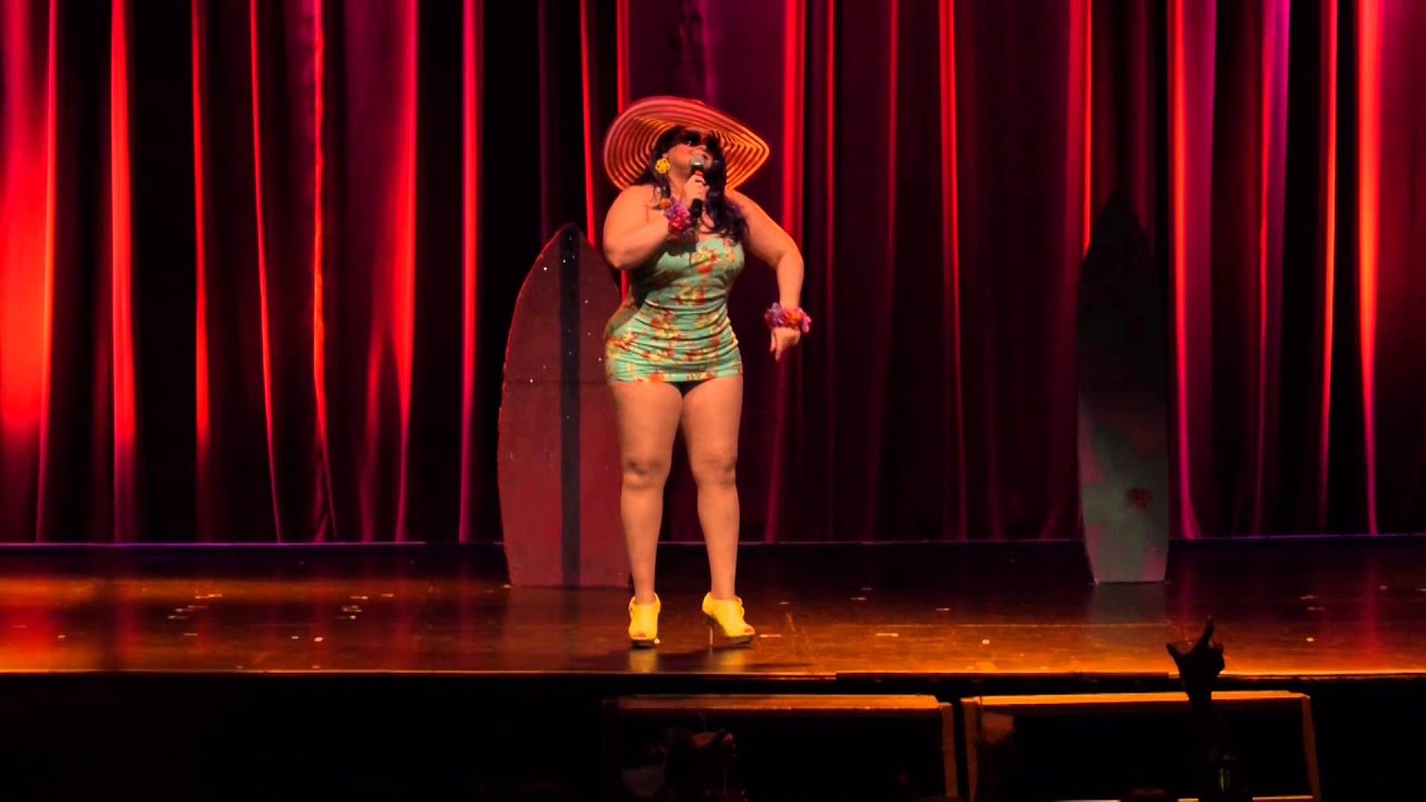 00 Intro MC Violet O'Hara