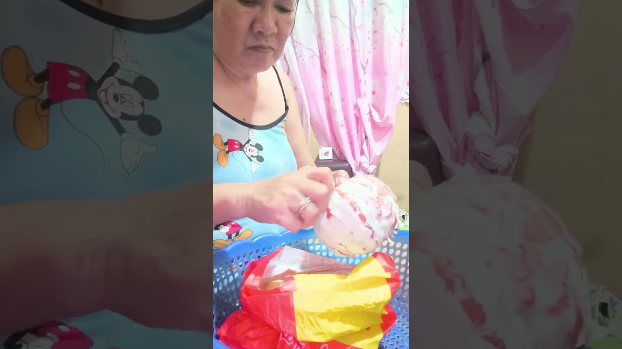 Balatan at tikman natin tong suhang mabili ko.
