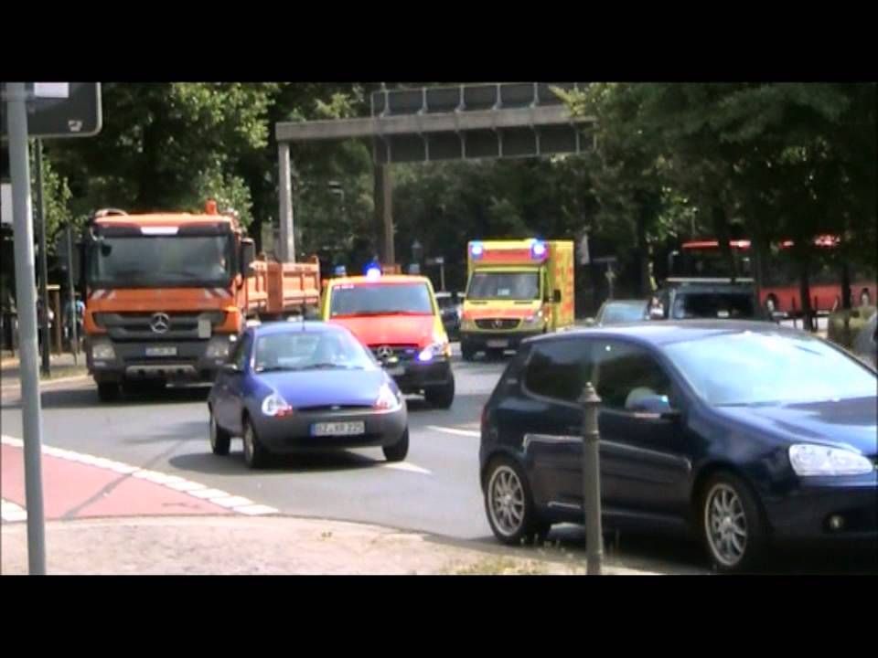 NEF 82/6 BF und RTW 83/8 MHD mit Staudurchfahrt Dresden  (ungeschnittenes Video)