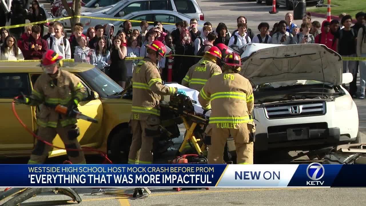 Westside High School hosts mock crash to show students' dangers of drunk driving