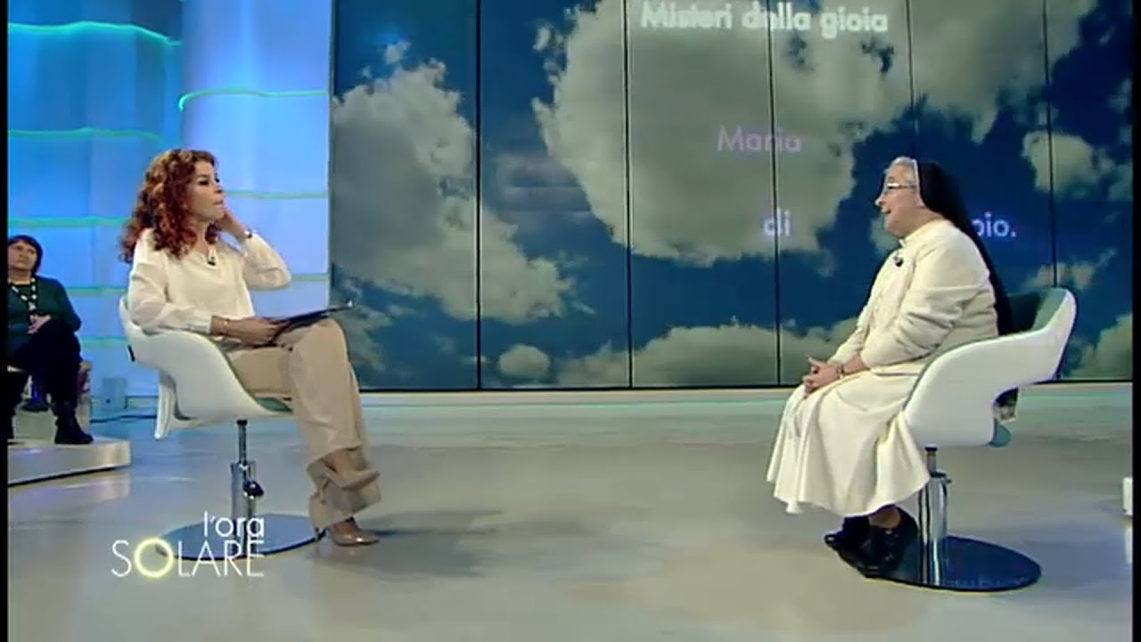 Suor Donatella Lessio. Il rosario, la preghiera della salvezza che fa bene al cuore