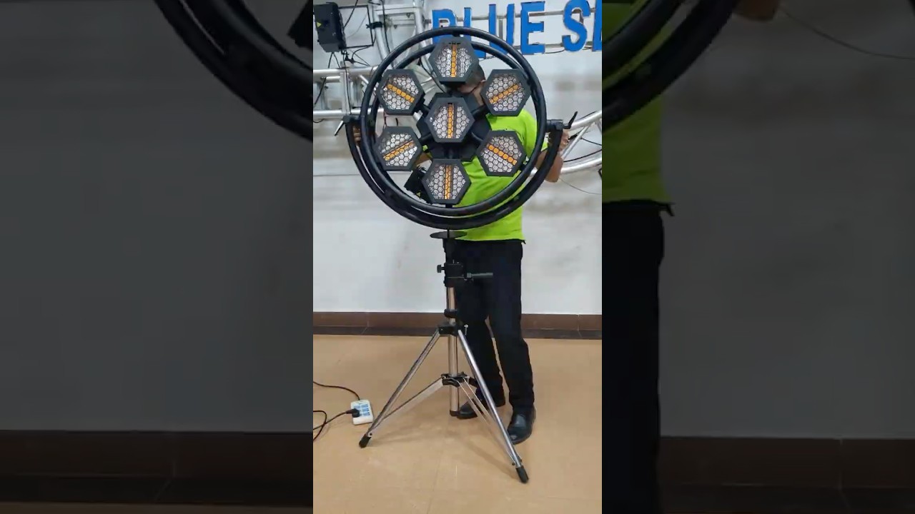 Powerful 7x60W LED Strobe Light &ndash; Explosive Brightness for Stage & Shows