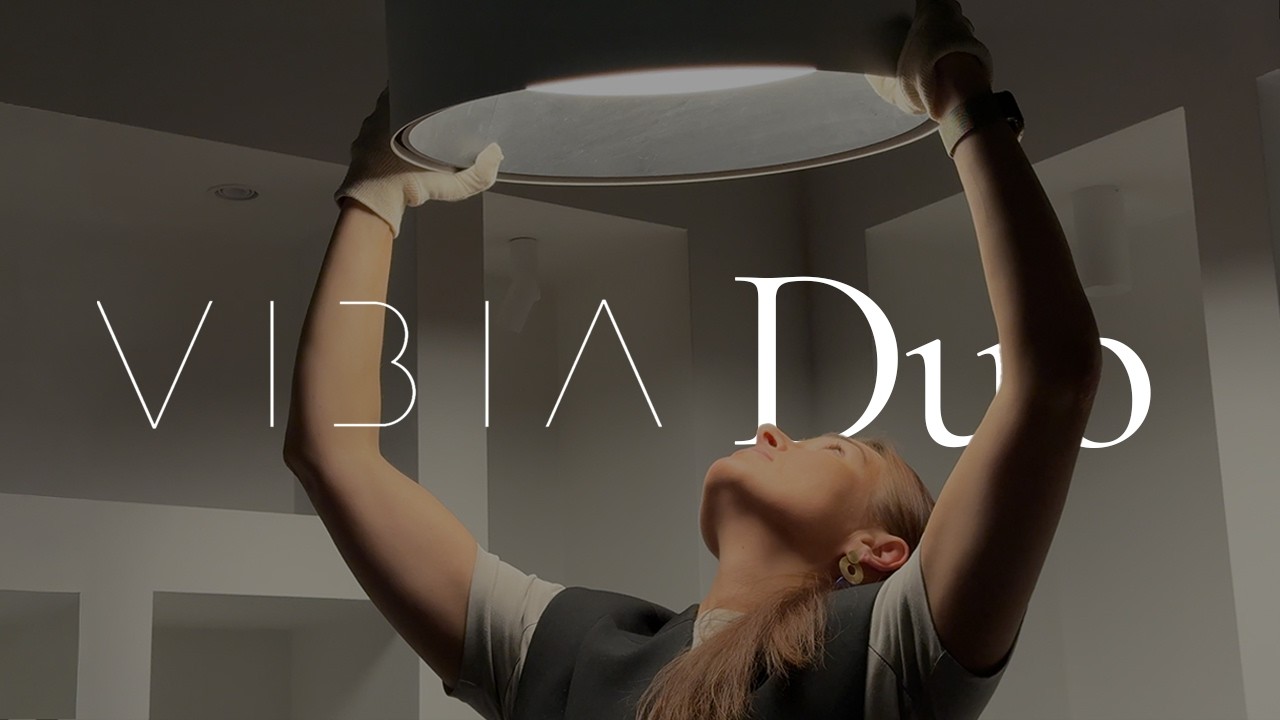 Vibia Duo Petra w Ginglas Showroom w Łodzi | Lampa z grafitowym łupkiem – pełna prezentacja