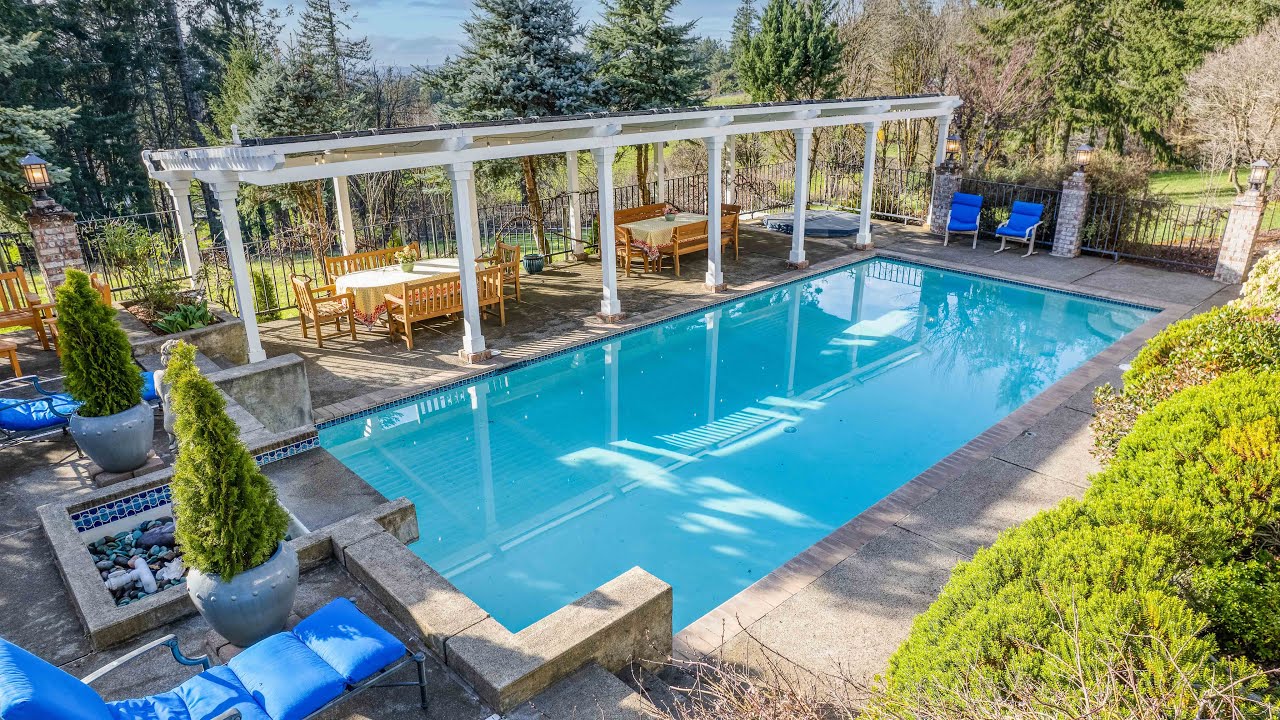 24655 SW Brentwood Road, West Linn, Oregon