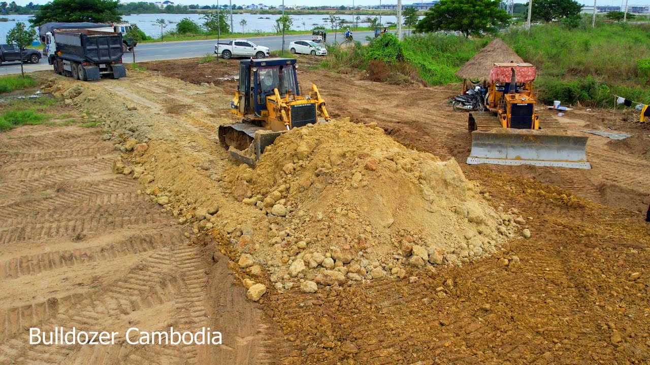 New The Project Full Processing Kumat&rsquo;su Dozer Pushing Soil And Heavy Dump  Truck Unloading Soil
