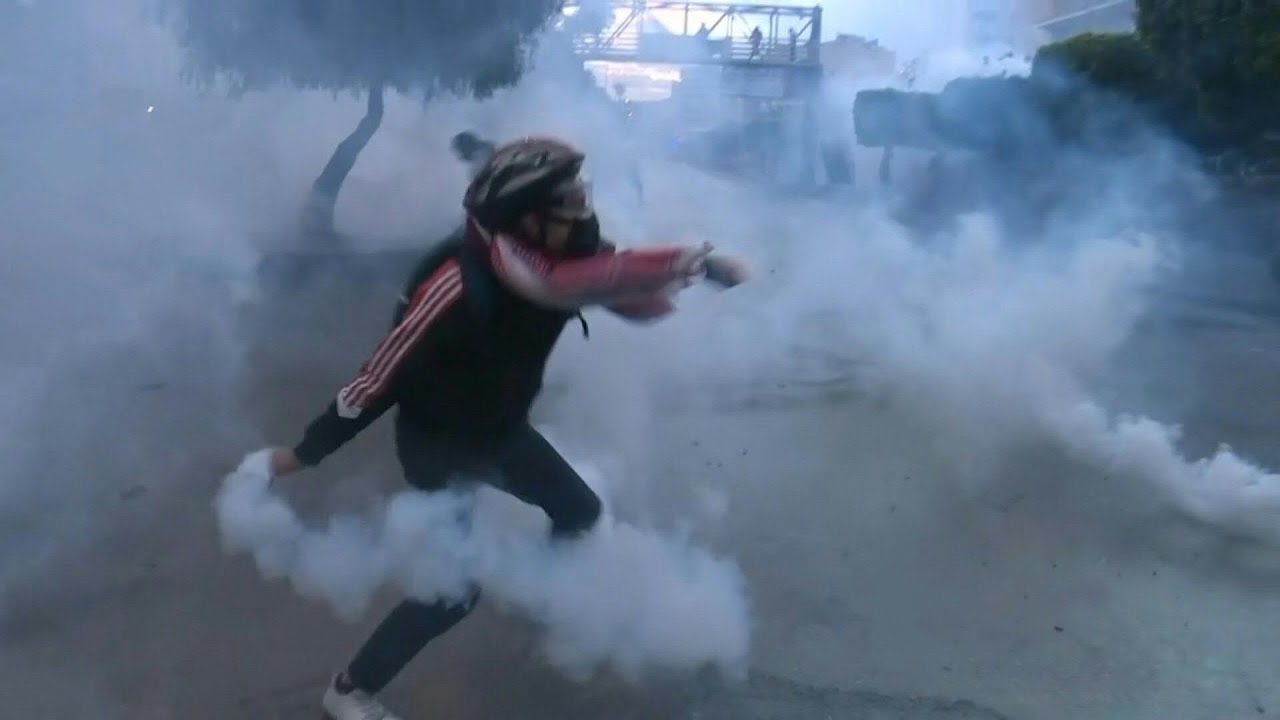 Clashes erupt between protesters and security forces in Lebanon's Tripoli | AFP