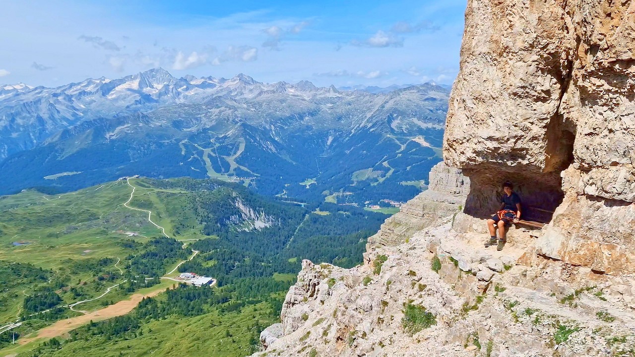 Mikołaj Obieżyświat 65 - najłatwiejsze Ferraty Dolomitów Brenta i grupy  Adamello - Włoski trekking