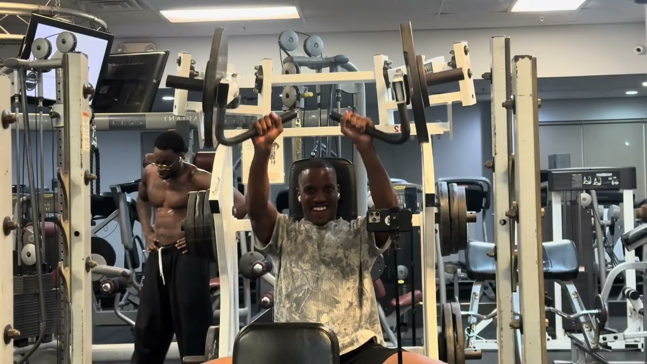 It took me a year to get here - skinny guy getting big chest