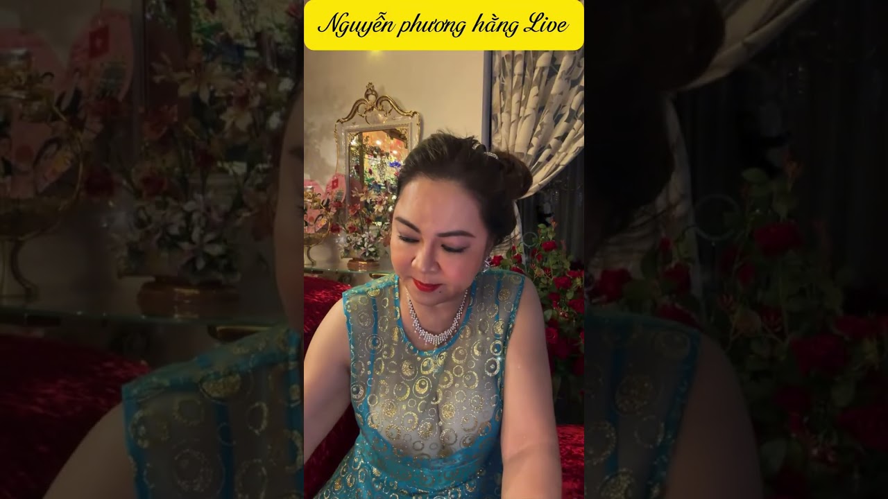 Nguyễn phương hằng Live 