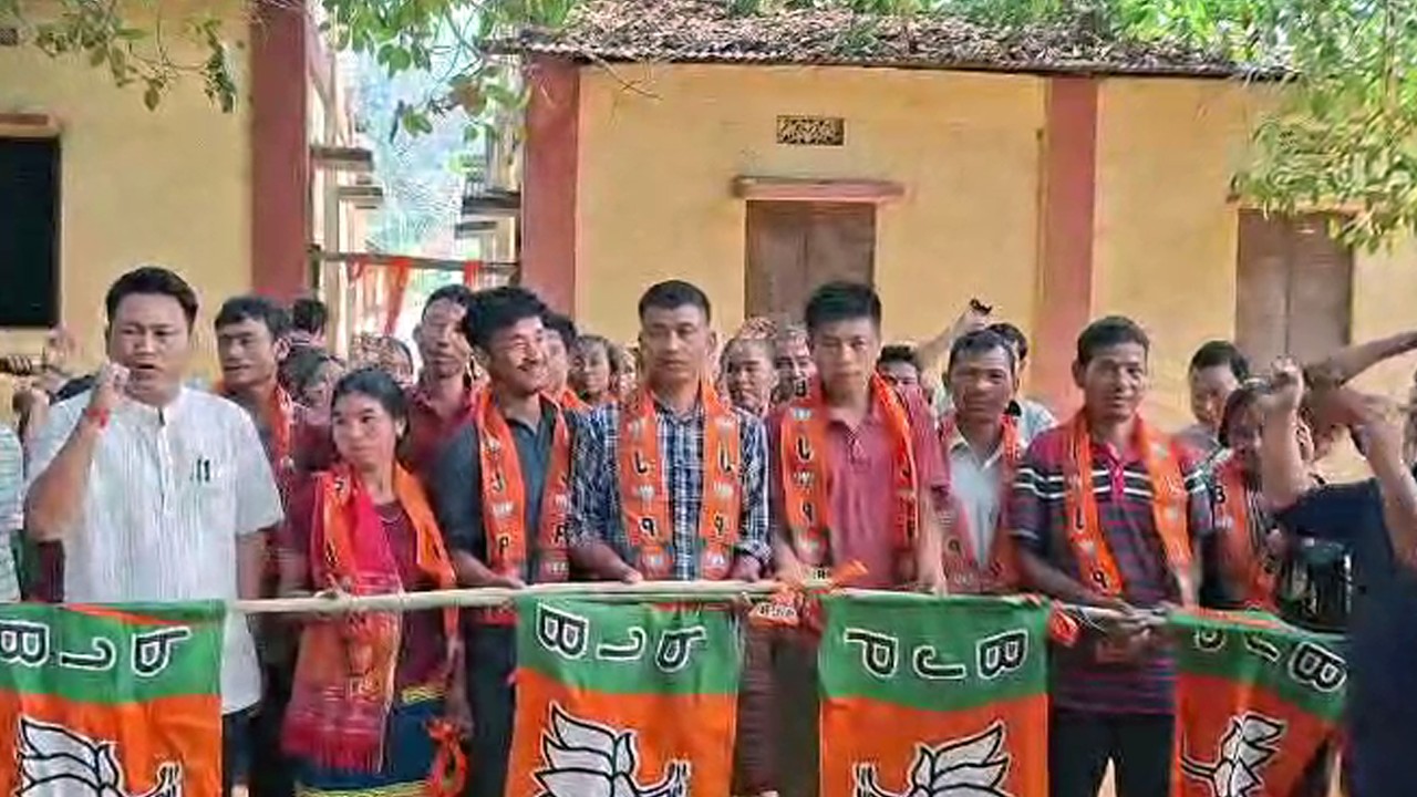 Kaisa Panda ni Bisingtwi Dalbidal Bodol Yakarwi 46 Family ni 134 Voters Romkha BJP Bodol ni Bana