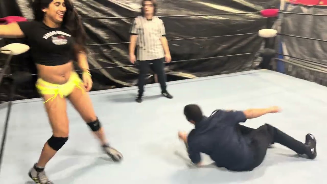 [INTERGENDER MATCH] Amira Moon v Andrew Williams