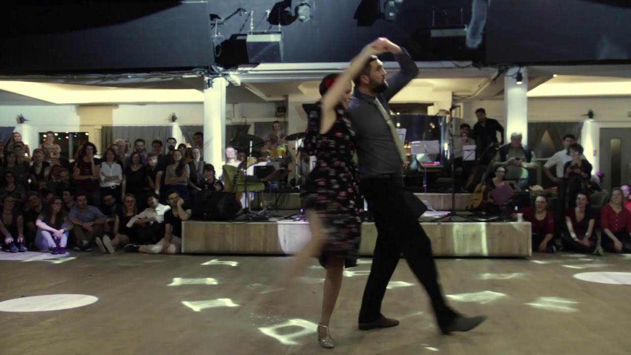 Shake That 6 Weeks - Fancy & Gontran social demo