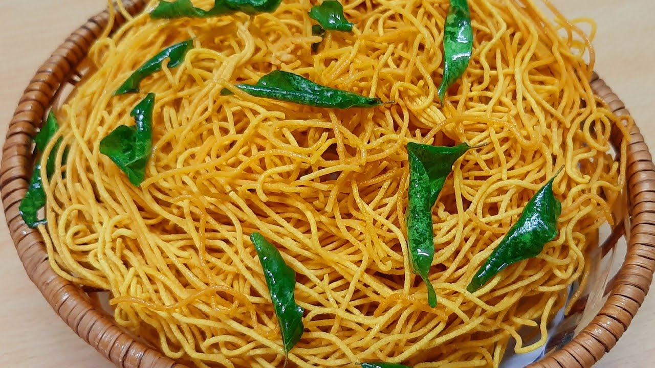 மொரு மொறுனு  ஓமப்பொடி செய்வது எப்படி/crispy omapodi recipe in tamil with suptitile