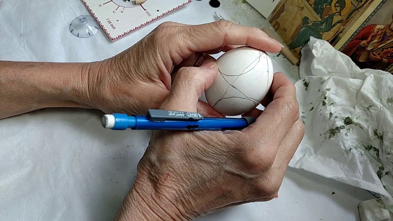 Pysanky pattern - Division for 4 circles pattern using suction cups