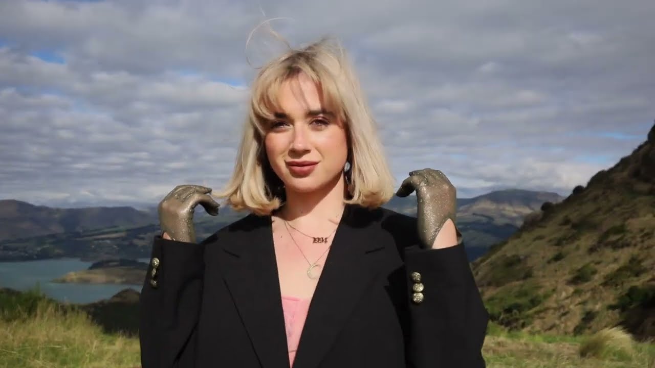 MADELINE. - still that girl (Official Music Video)