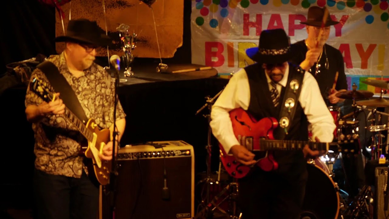 John Primer & The Real Deal Blues Band - Primer's 80th B-day Party (2)