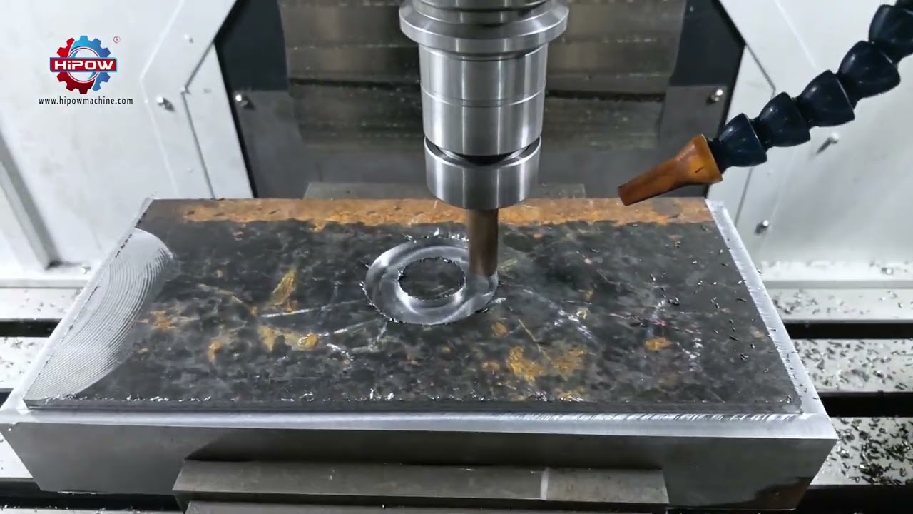 XH7140 VMC Vertical CNC Machining Center Processing workpieces