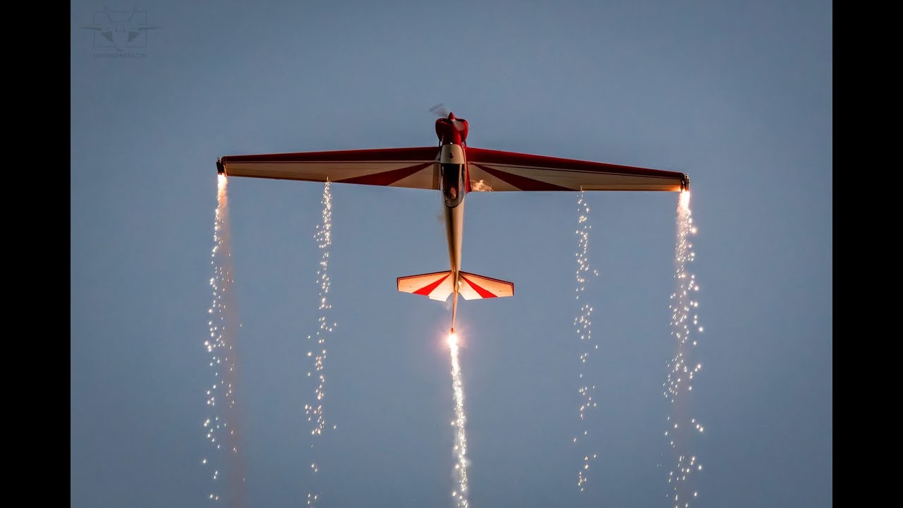 RedHawk Fournier twilight pyros display, Antidotum Leszno 2025 Saturday. Superb footage by PlanesTV