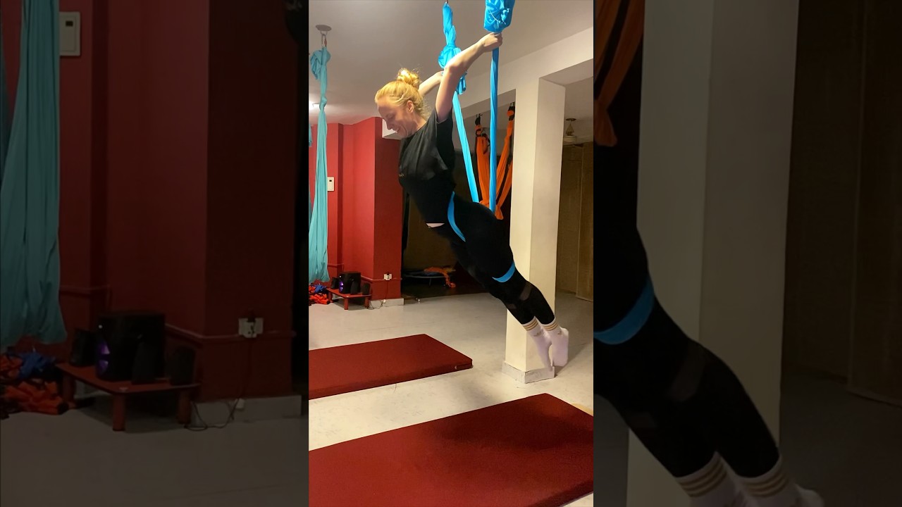 My rapid rise and sharp fall 🫣🤭 | Aerial yoga drop | Fly yoga class | Aerial trick #aerialyoga