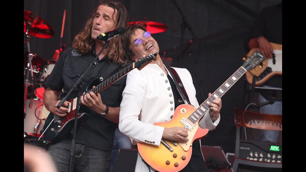 AUTOUR DE LA GUITARE 2015 zenith de Paris
