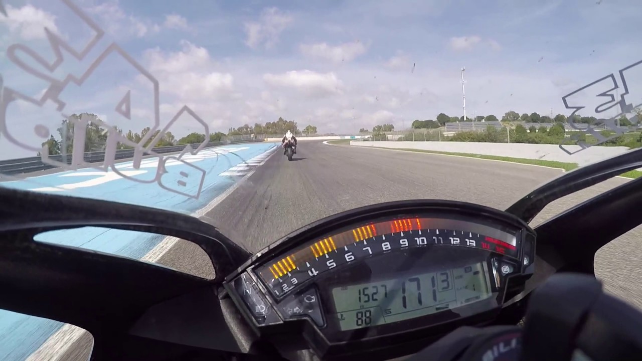 Jerez Onboard ZX10R 2017 - Following Phil Seton on R1