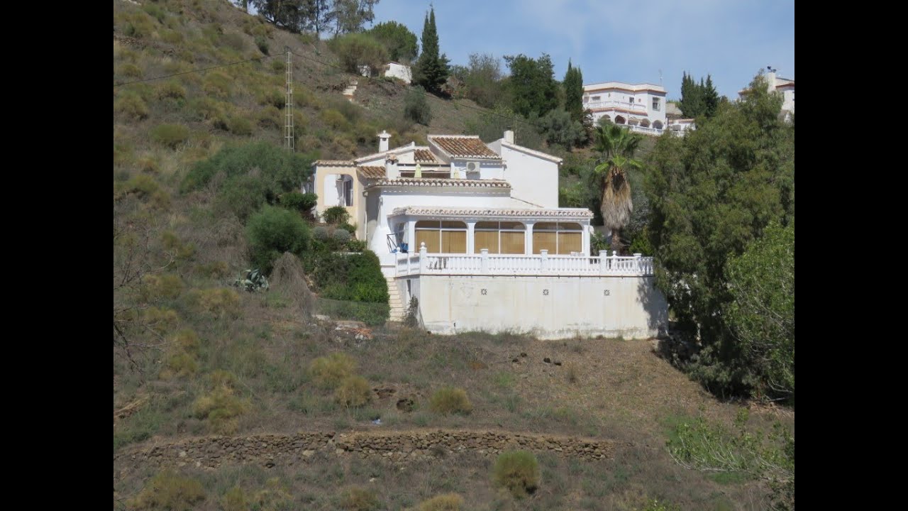 3 Bedroom 2 Bathroom Villa With Pool & Sea Views Close To Cómpeta
