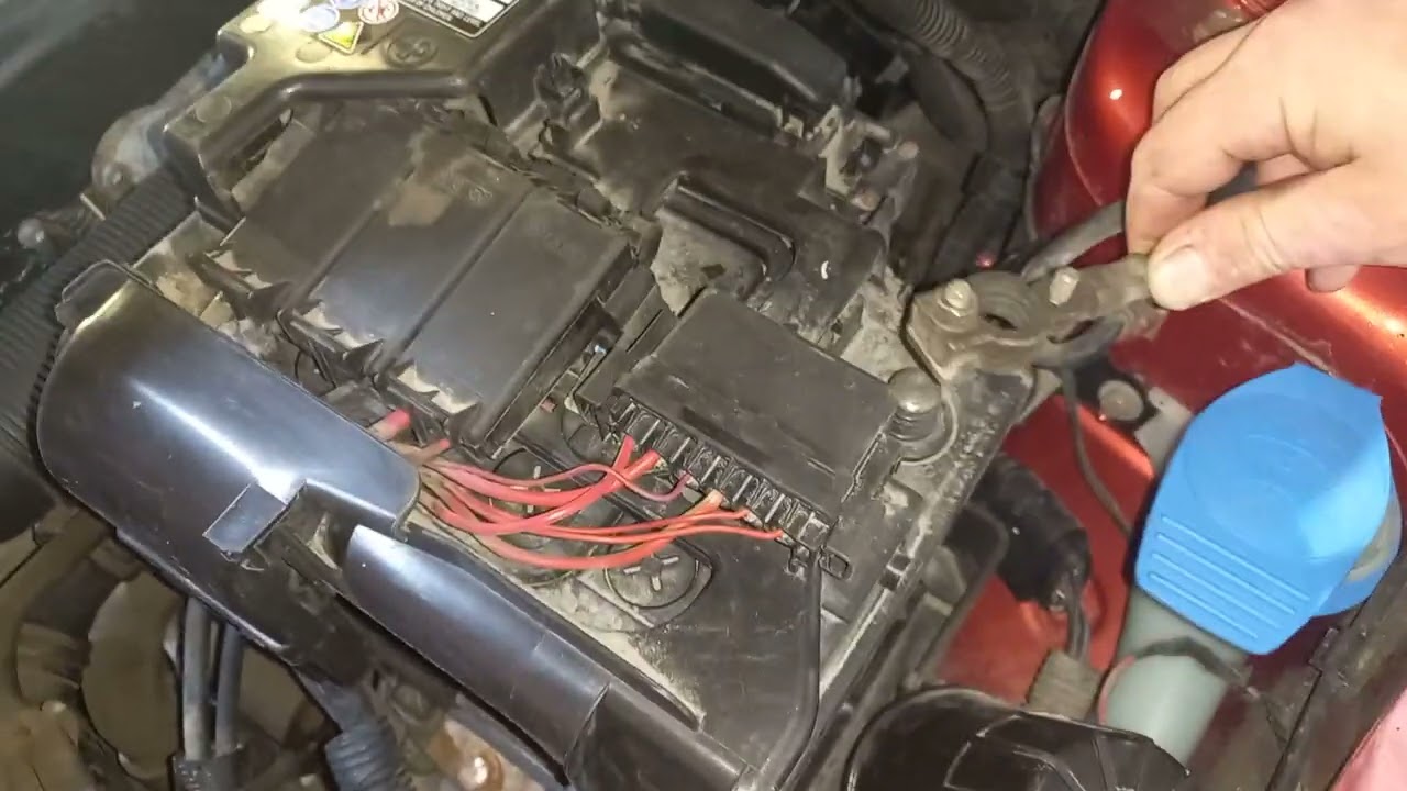Skoda Fabia 2008г.не работает ABS.