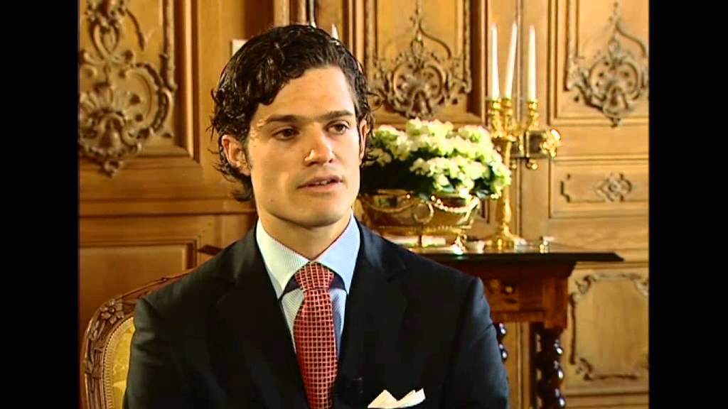 Prins Carl Philip i öppenhjärtlig intervju om uppväxten