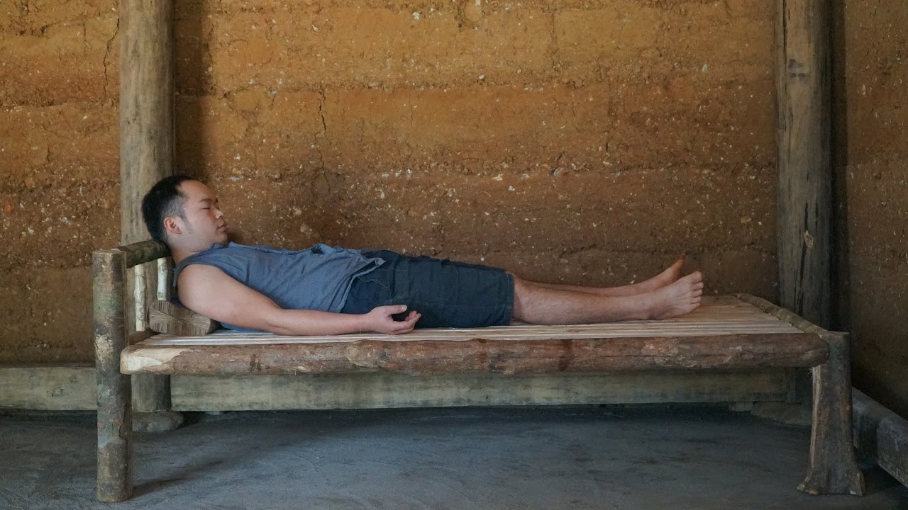 Primitive Skills: How To Build a Bed, Making a comfortable wooden bed with rudimentary tools