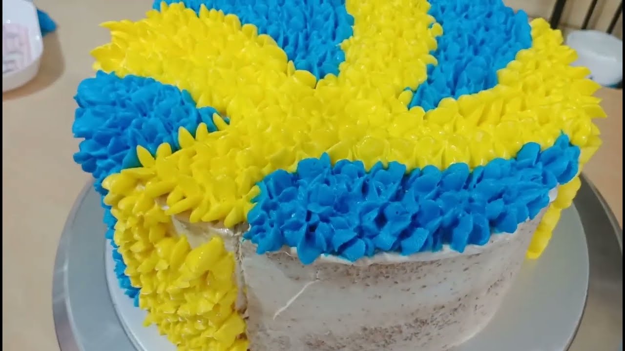 HOW TO MAKE VOLLEY BALL CAKE, WITH SKETCH USING STAR TIP PIPING