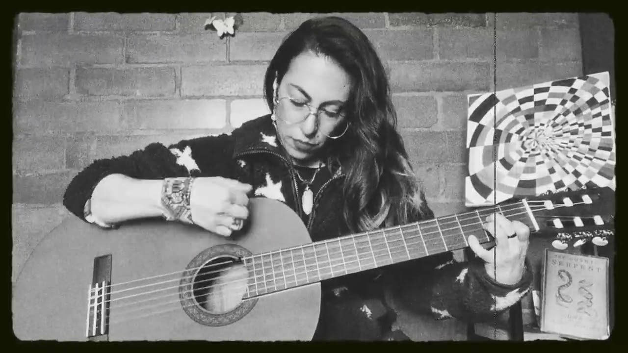 Águila aguile -  Karo Rojas