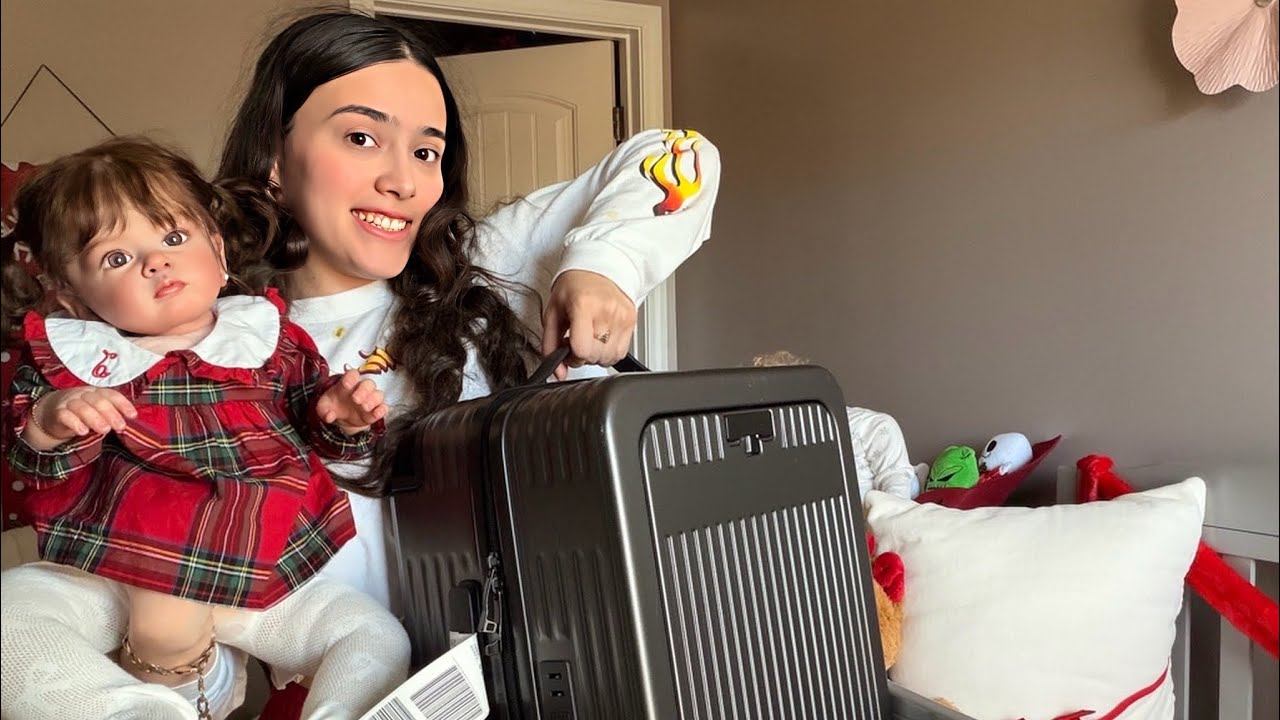 NOS PREPARAMOS PARA VIAJAR CON MI BEBÉ REBORN ANIETH POR NAVIDAD 🎄 HACEMOS MALETAS 