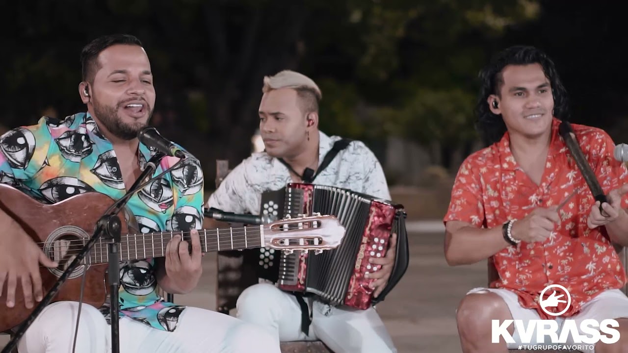 MOMENTOS DE AMOR - KVRASS EN PARRANDA