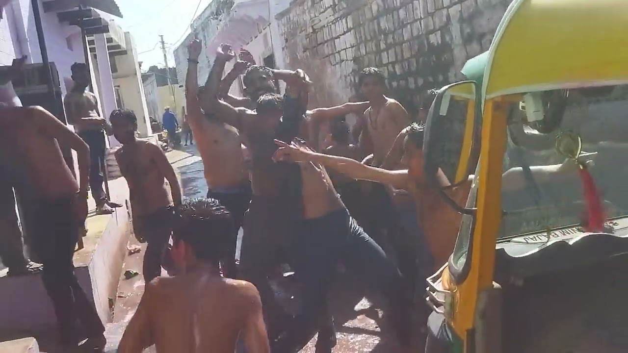 Holi par dance by boys 4 March 2026