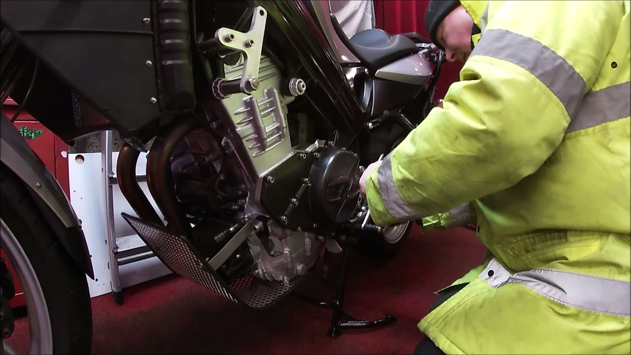 BMW F800st clutch plate change