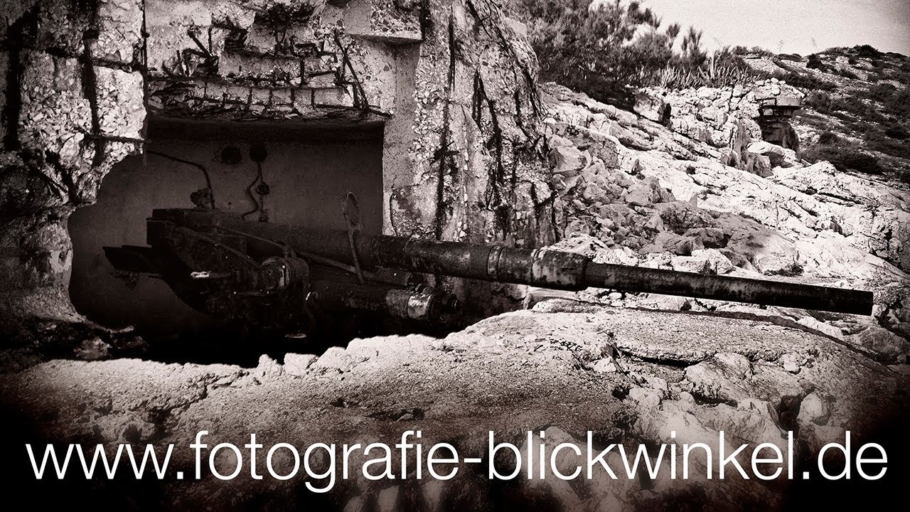 Scary Bunker at Lastovo Croatia  -  Gruselige Bunker auf Lastovo Kroatien