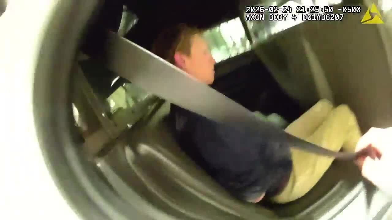 BODYCAM 2: Woman tries to escape Bowling Green correctional facility through ceiling vent