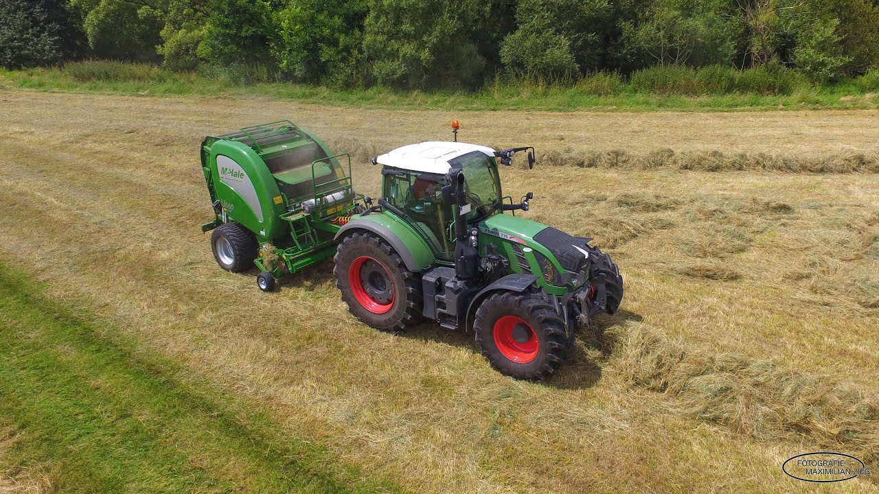 4K - Fendt 718 mit McHale Ballenpresse am Pressen