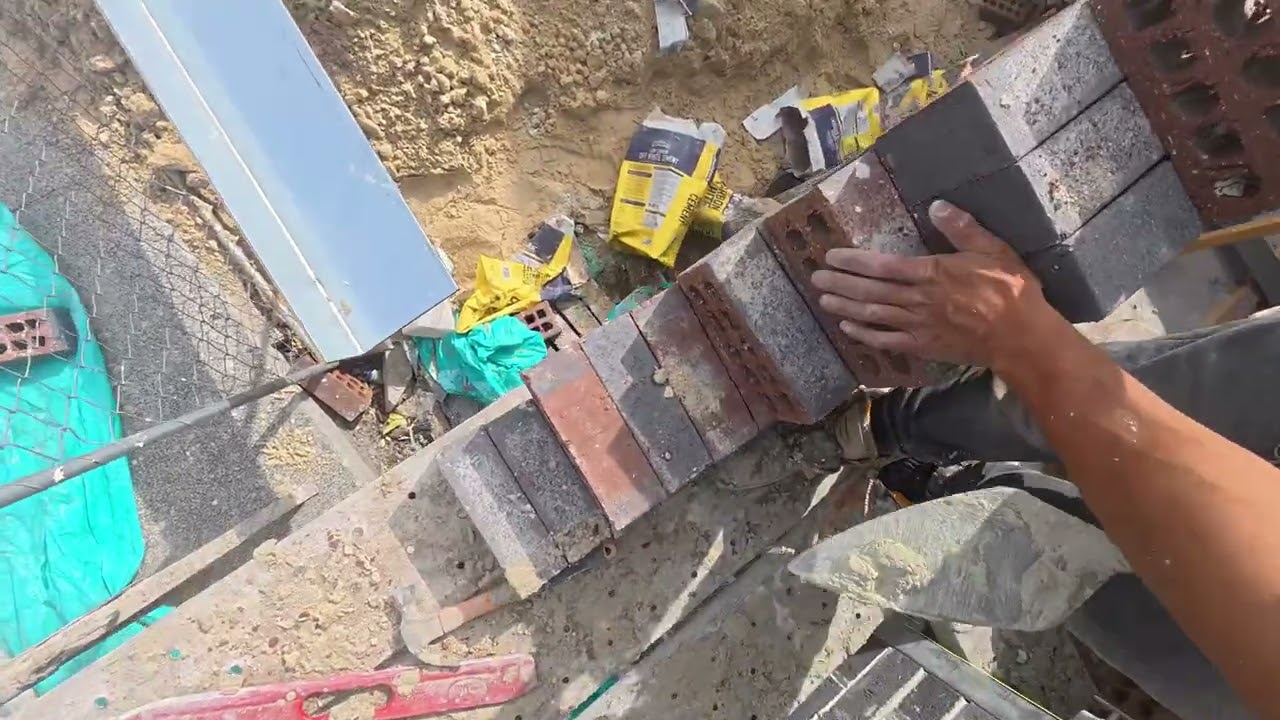Bricklaying Madness: Battling 35 Degrees of Scorching Heat!