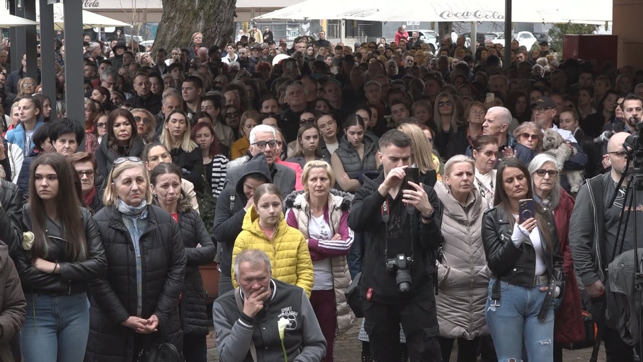 Protestna šetnja: Građani traže ostavke zbog ubistva Amre Kahrimanović