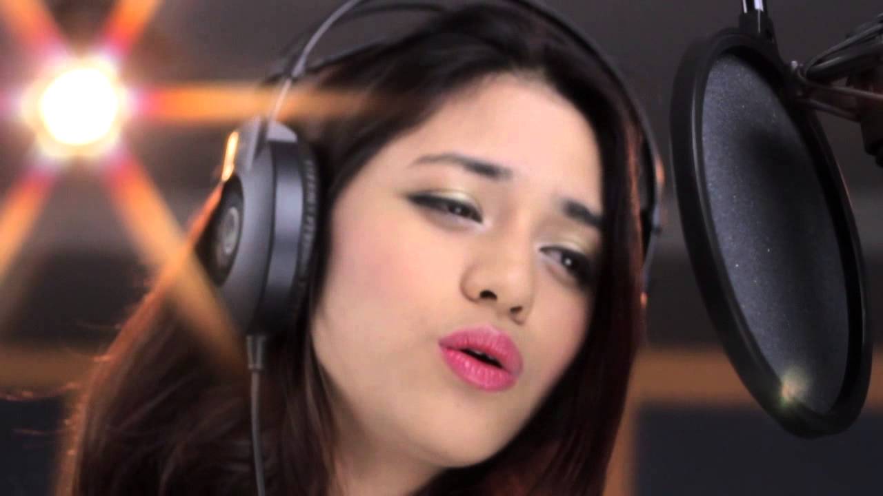 Lonely by 2NE1 - Tagalog cover by Hazel Faith