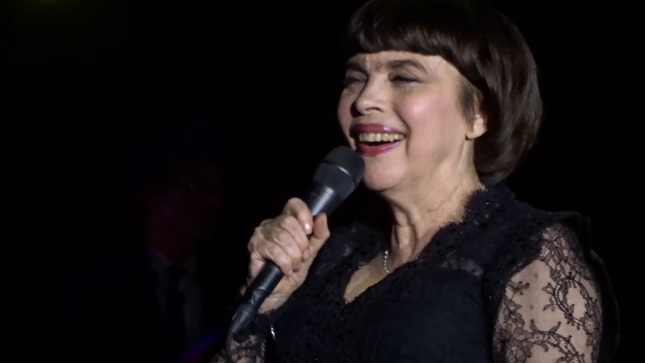 Mireille Mathieu 2017 - Ma Melodie d'Amour
