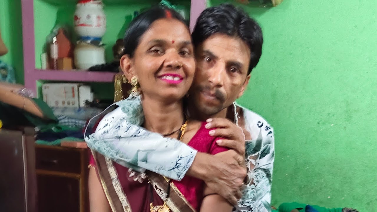 Blocks short video तो दोस्तों रात का बज गया 12 लाइव चालू हो रही हैतो आप लोग लाइक कमेंटकीजिए