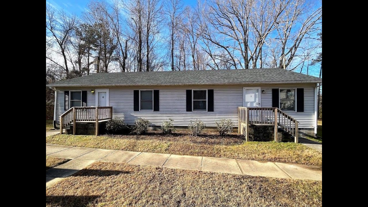 255 Smith St., South Hill, VA 23970