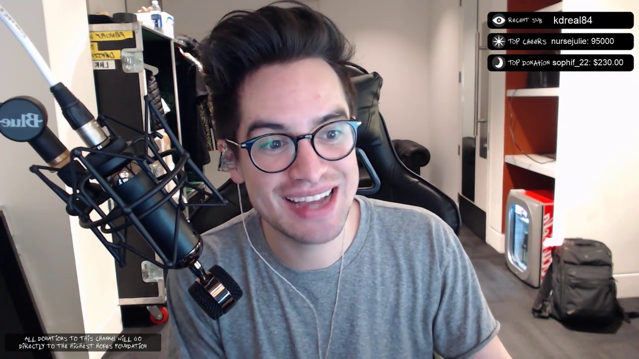 Brendon Urie Twitch - LIVE from a room in London! (March 29, 2019)