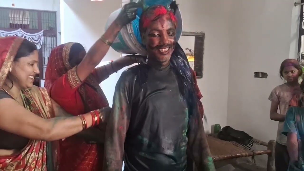 जब 'श्रीमती जी' बनीं 😁कोरियोग्राफर और #पापा बने 'डांसिंग दीवा'🤣