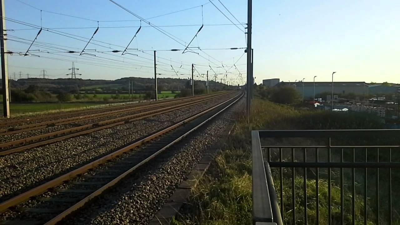 Trains at: Sandy, ECML, 27/10/14